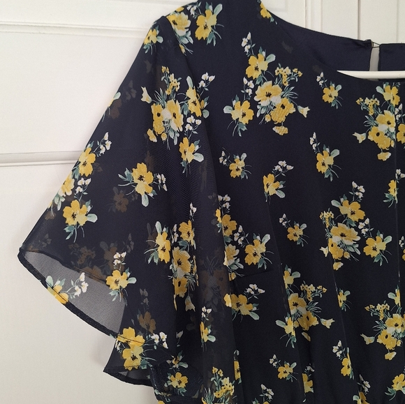 Lane Bryant floral midi dress - Picture 2 of 7